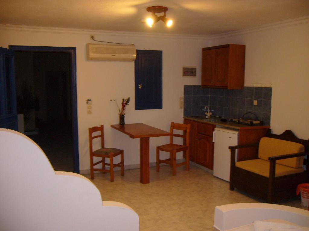 San Efrem Aparthotel Perísza Szoba fotó
