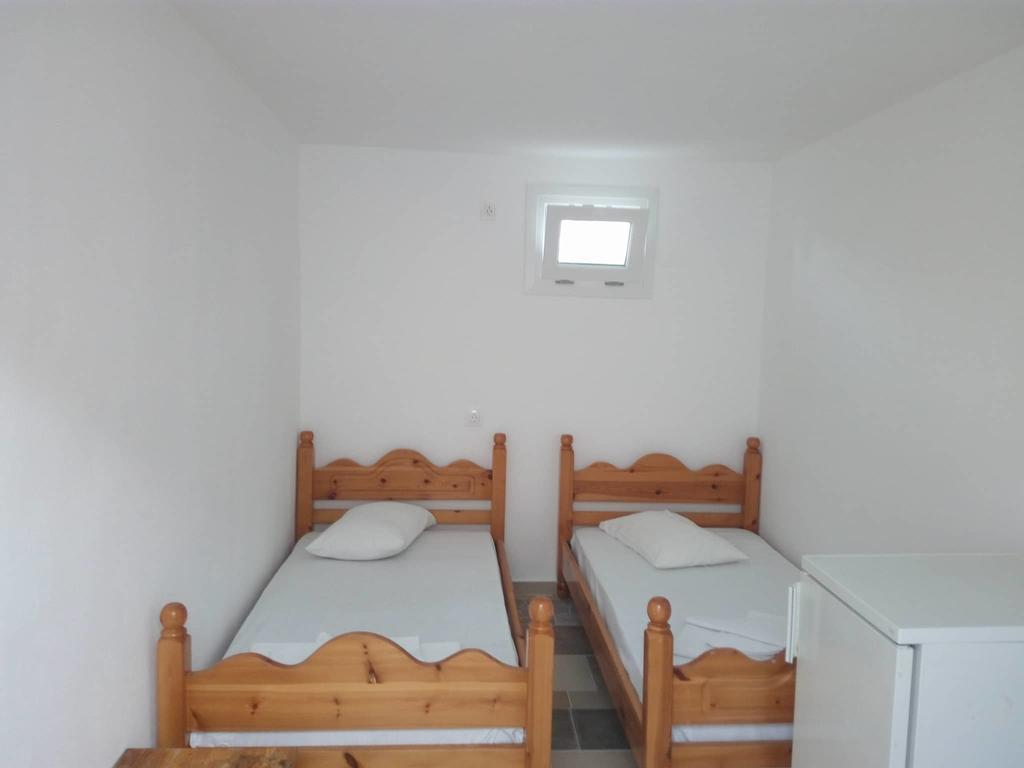 San Efrem Aparthotel Perísza Szoba fotó